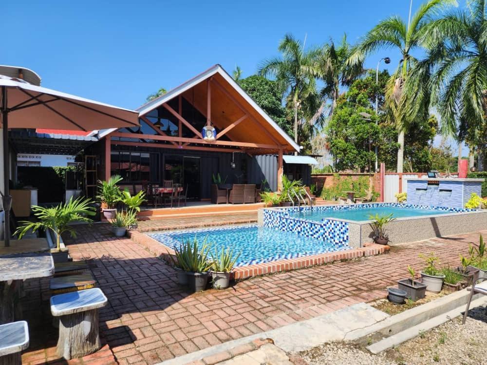 Homestay Umbai Kelana